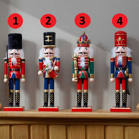Nutcracker Large - Traditional
