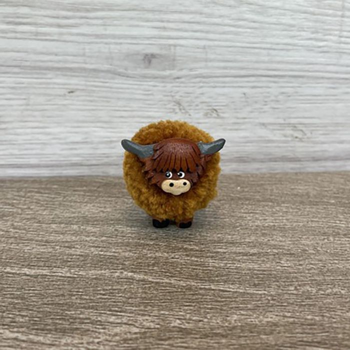 Highland Cow Pom Pom Magnet