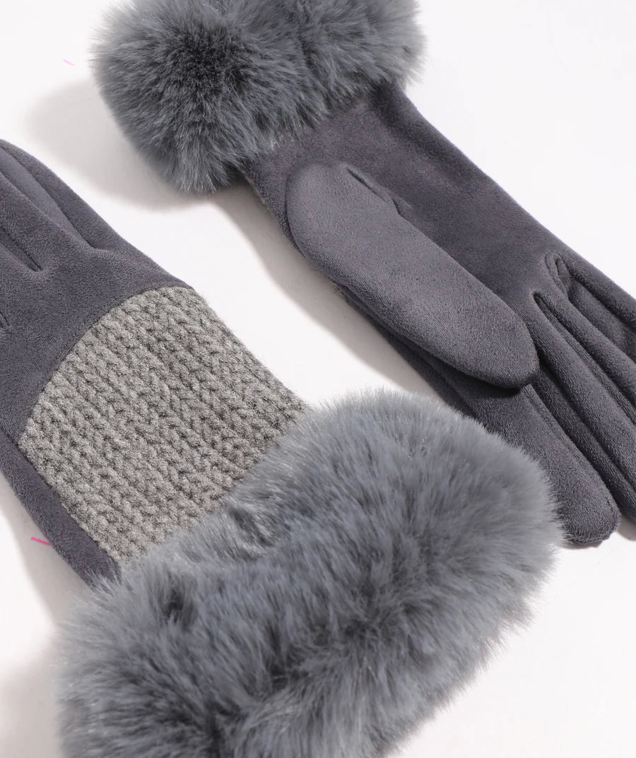 Aria - Cable Knit Glove with Faux Fur Cuff