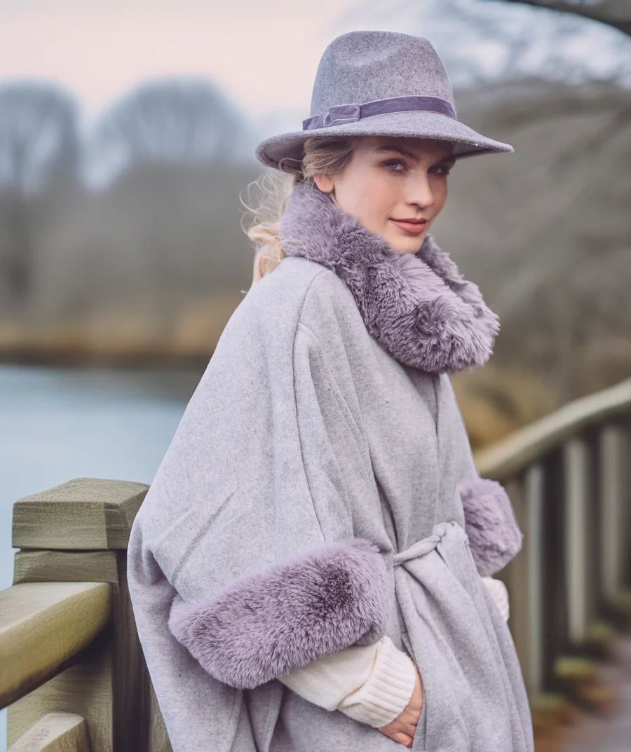 Dawn - Cape with Faux Fur Trim