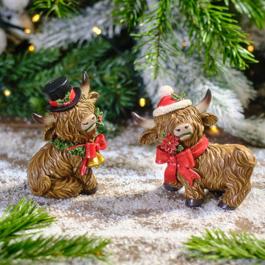 Christmas Resin Highland Cow