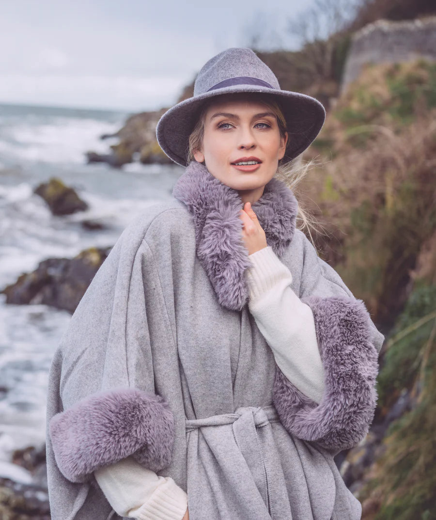 Dawn - Cape with Faux Fur Trim