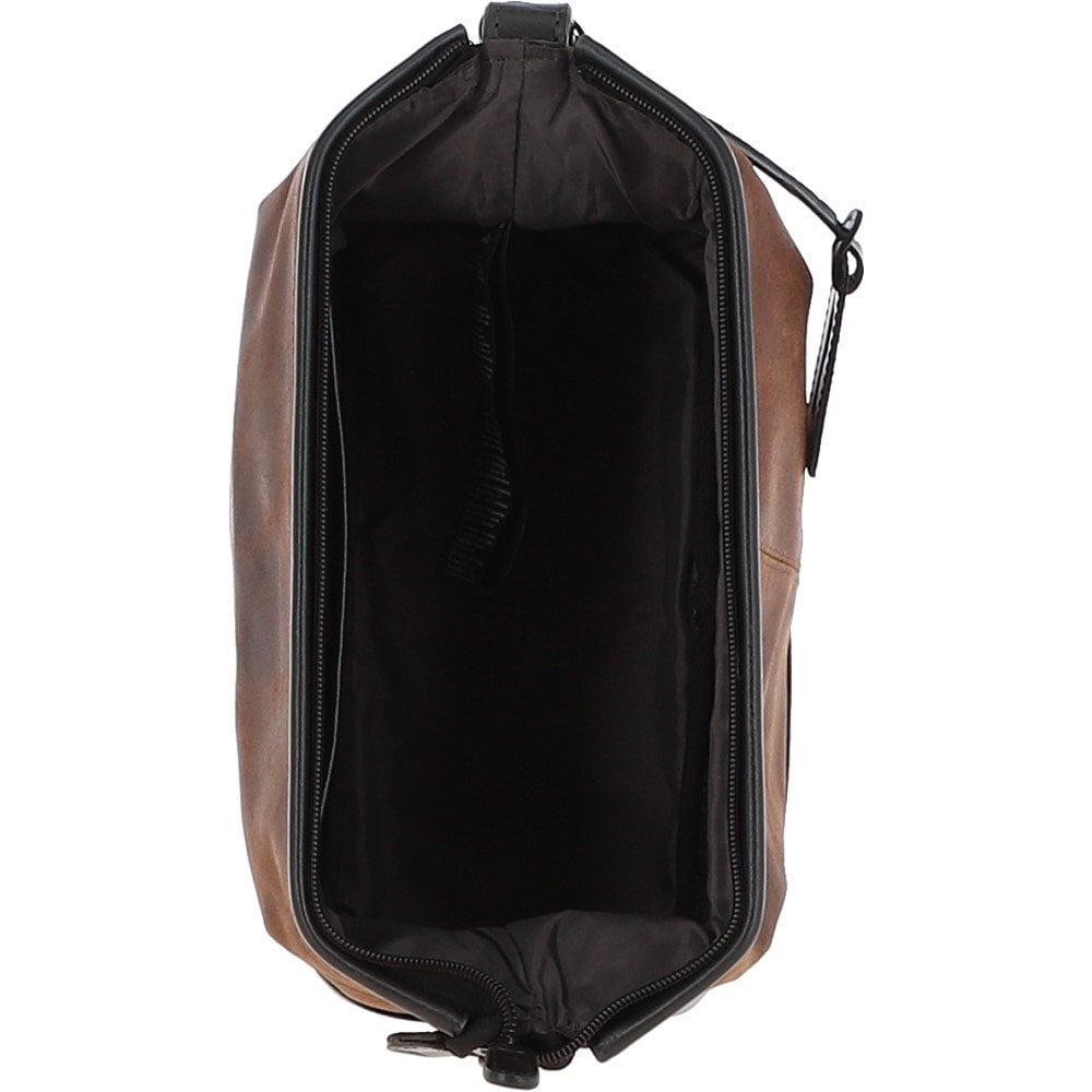Leather Wash Bag Brown: LOU