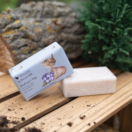 Pine & Sandalwood Gardener's Soap